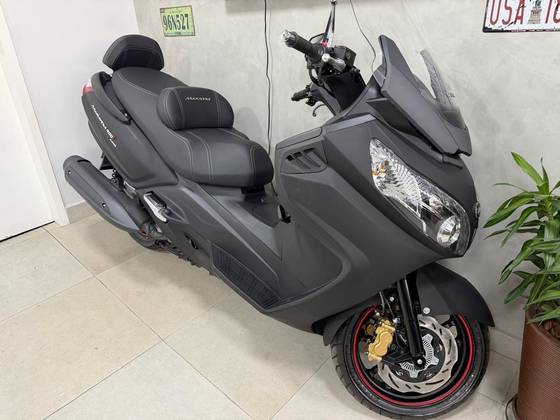 DAFRA MAXSYM 400i DAFRA MAXSYM 400i